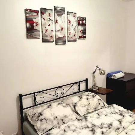 Apartment F4 Paris Porte D'orleans Arcueil